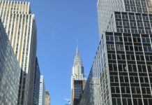У Нью-Йорку виставили на продаж легендарний хмарочос Chrysler Building